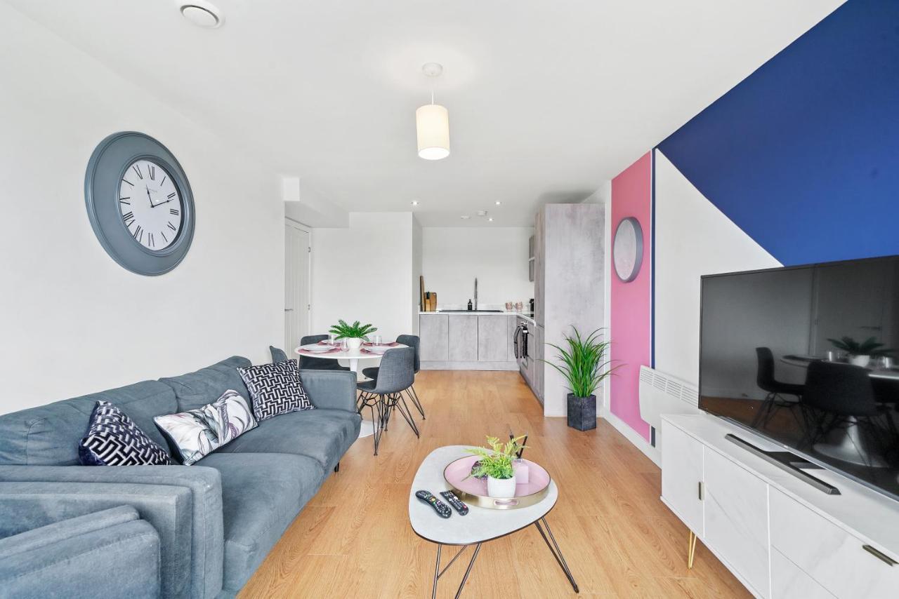 Stunning 2 Bedroom Apartment Leeds  Luaran gambar